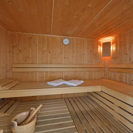 Apartment Ferienwohnung-11-fuer-4-personen-strandnah-in-sellin-auf-ruegen-villa-celia-wlan-sauna