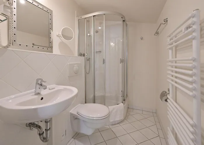 Ferienwohnung-11-fuer-4-personen-strandnah-in-sellin-auf-ruegen-villa-celia-wlan-sauna Apartament *