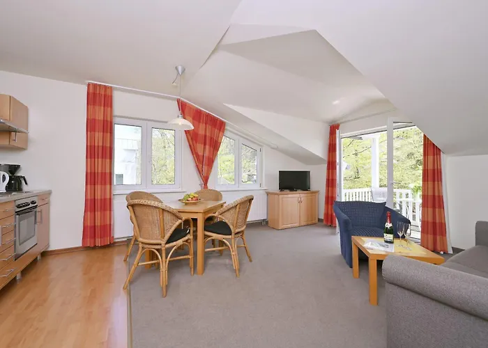Ferienwohnung-11-fuer-4-personen-strandnah-in-sellin-auf-ruegen-villa-celia-wlan-sauna Apartament